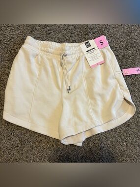 Cream Drawstring Waist Shorts - Size S